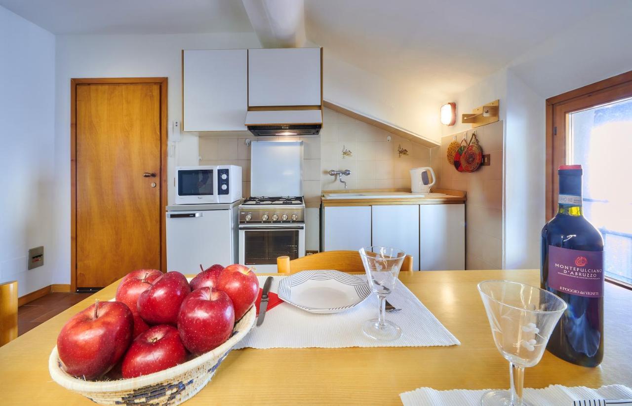 Romantic House Varenna Bagian luar foto